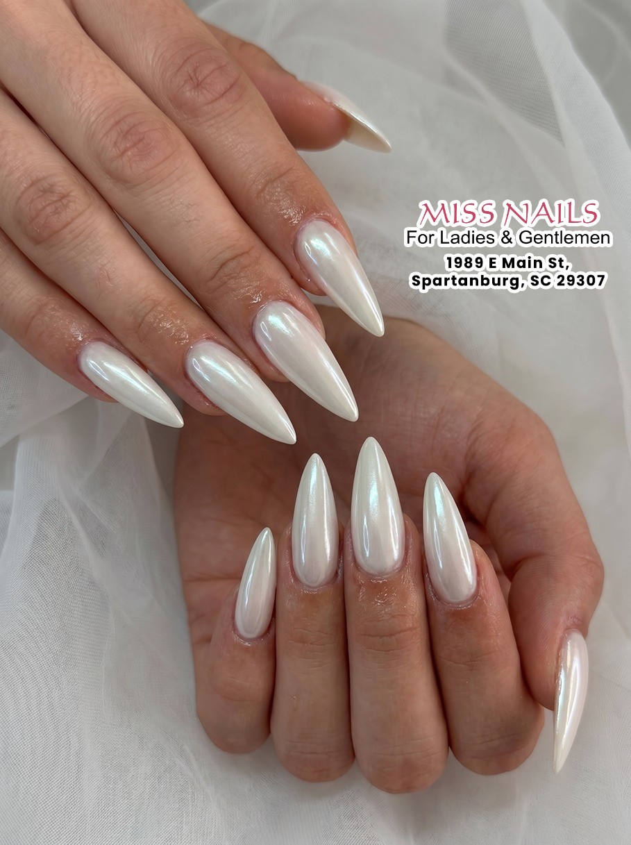 Miss Nails